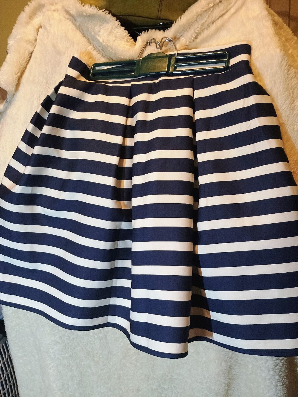 NWT Chicwish Adorable Stripe Pleated A-Line Midi Skirt Navy White Size M